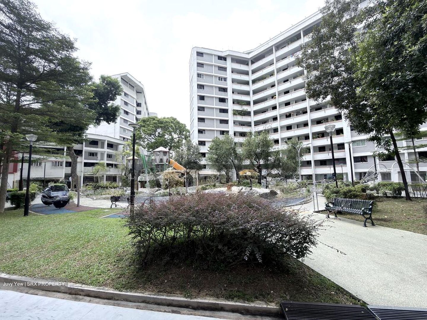 Blk 248 Jurong East Street 24 (Jurong East), HDB 4 Rooms #576972471